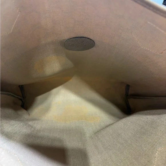 Gucci Beige GG Canvas Tote with Green and Red Web Straps - Picture 16 of 16